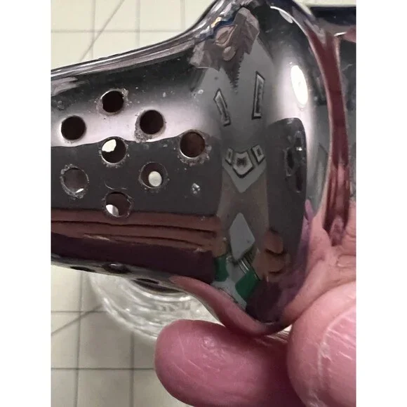 VTG Cut Crystal Muffineer/ Sugar Shaker Silver Plate Lid EUC - Picture 9 of 10